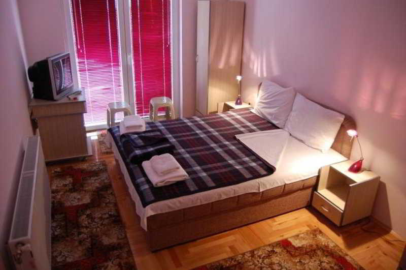 Hotel Montenegro Struga Bagian luar foto
